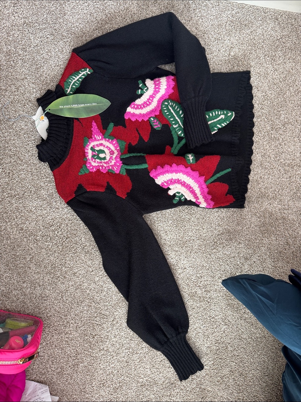 NWT Farm Rio BLACK BOLD COLORFUL FLOWER EMBROIDERED PO SWEATER Size S - Picture 5 of 8